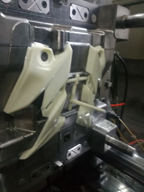 摩托車模具制造 摩托車配件模具 注塑模具
